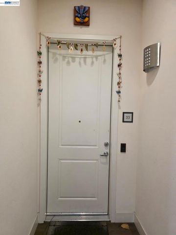 380 Riesling Ave 33, Milpitas, CA 95035