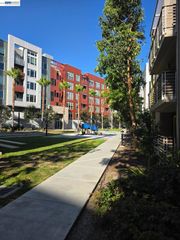 380 Riesling Ave 33, Milpitas, CA 95035