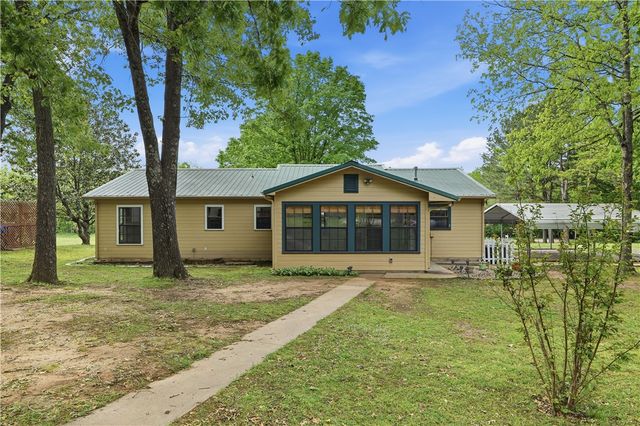 1238 N Centennial Avenue, West Fork, AR 72774