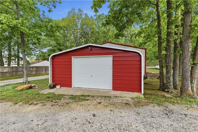 1238 N Centennial Avenue, West Fork, AR 72774