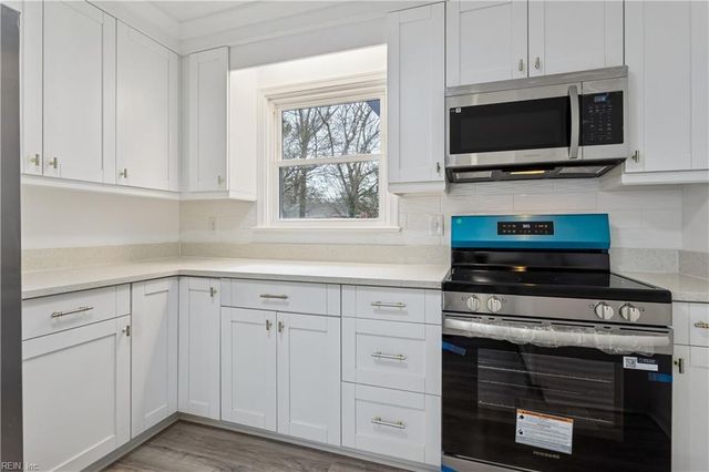 109 Opal DR, Newport News, VA 23602