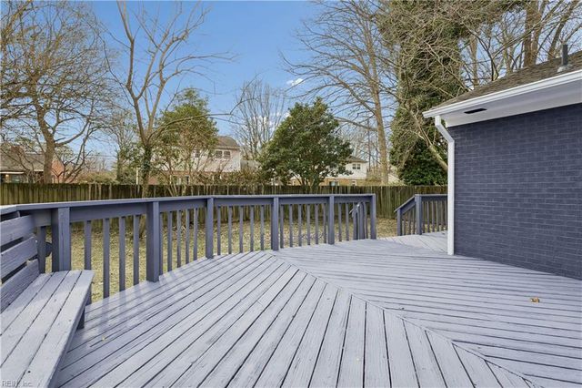 109 Opal DR, Newport News, VA 23602