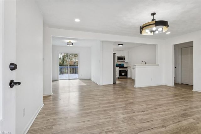 109 Opal DR, Newport News, VA 23602