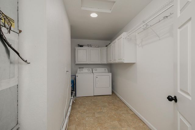 3820 N Royal Mountain Lane, Bolivar, MO 65613