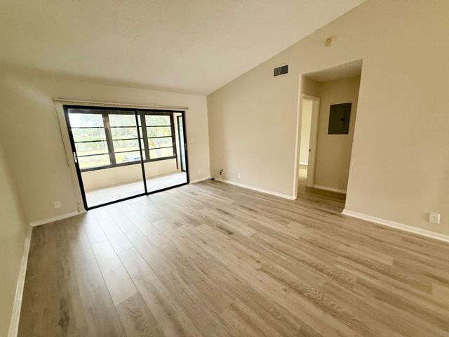 15401 Pembridge Avenue 38, Delray Beach, FL 33484