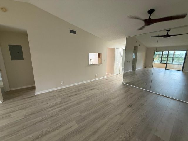 15401 Pembridge Avenue 38, Delray Beach, FL 33484