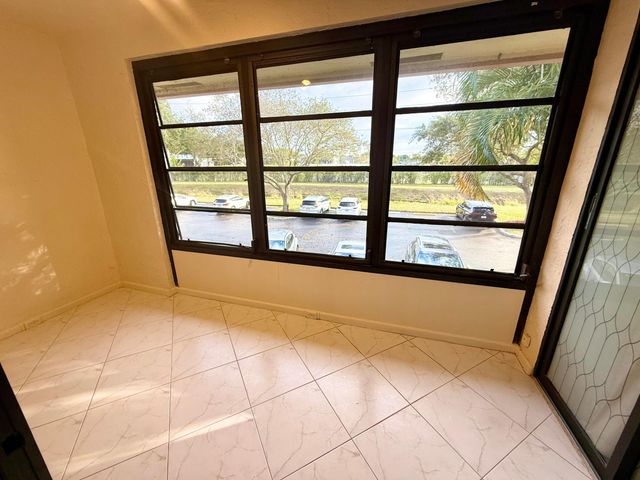 15401 Pembridge Avenue 38, Delray Beach, FL 33484