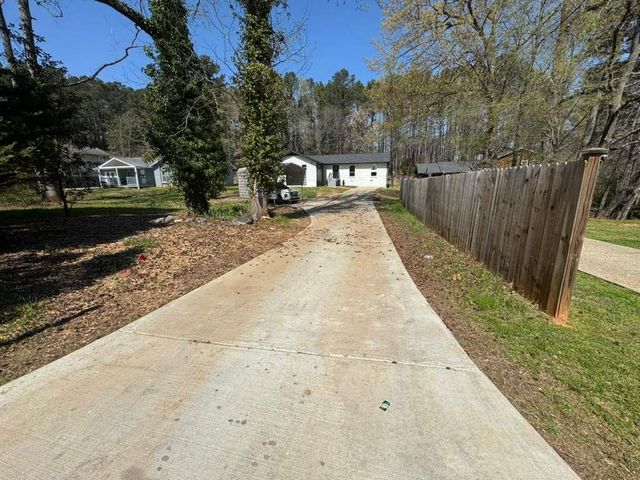 96 Sedgefield Drive, Jonesboro, GA 30236