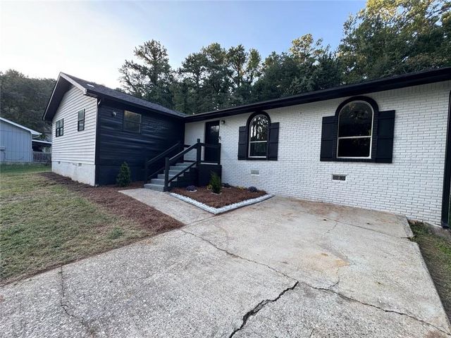 96 Sedgefield Drive, Jonesboro, GA 30236