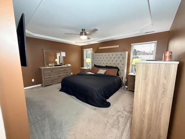 4248 W 77th Avenue, Merrillville, IN 46410