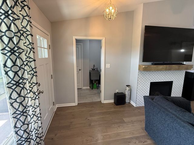 4248 W 77th Avenue, Merrillville, IN 46410