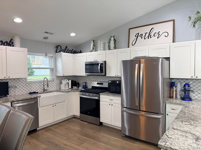 4248 W 77th Avenue, Merrillville, IN 46410
