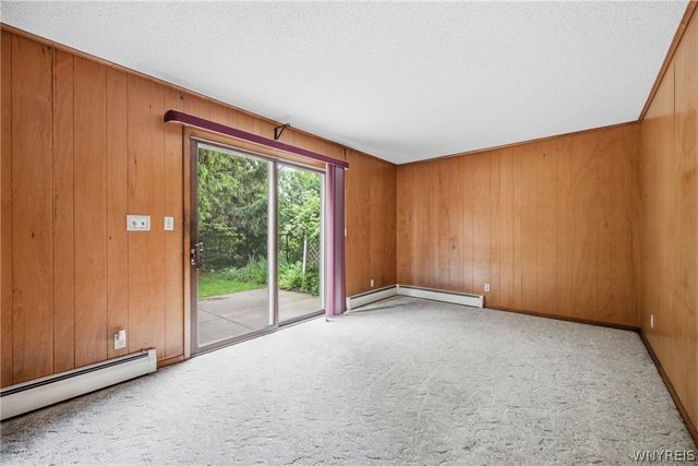 169 Cranwood Drive, West Seneca, NY 14224