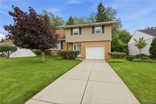 169 Cranwood Drive, West Seneca, NY 14224