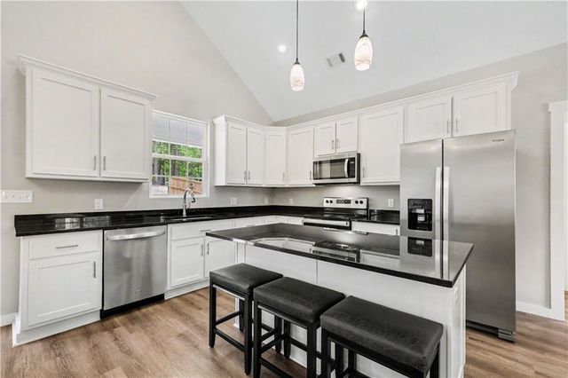 120 Sidetrack Circle, Comer, GA 30629