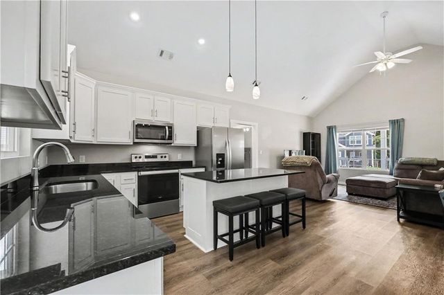 120 Sidetrack Circle, Comer, GA 30629