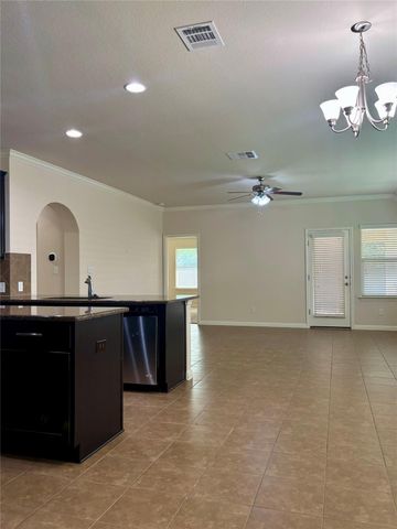 909 Coulee DR, Leander, TX 78641