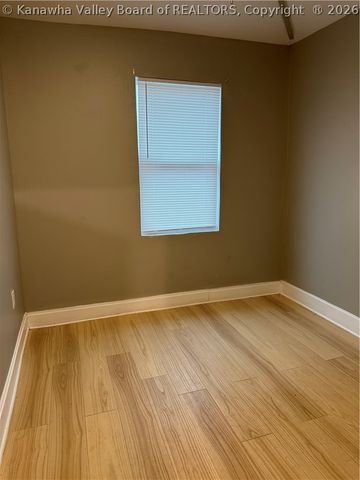 1303 Fletcher Avenue, Dunbar, WV 25064