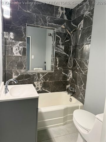 1303 Fletcher Avenue, Dunbar, WV 25064