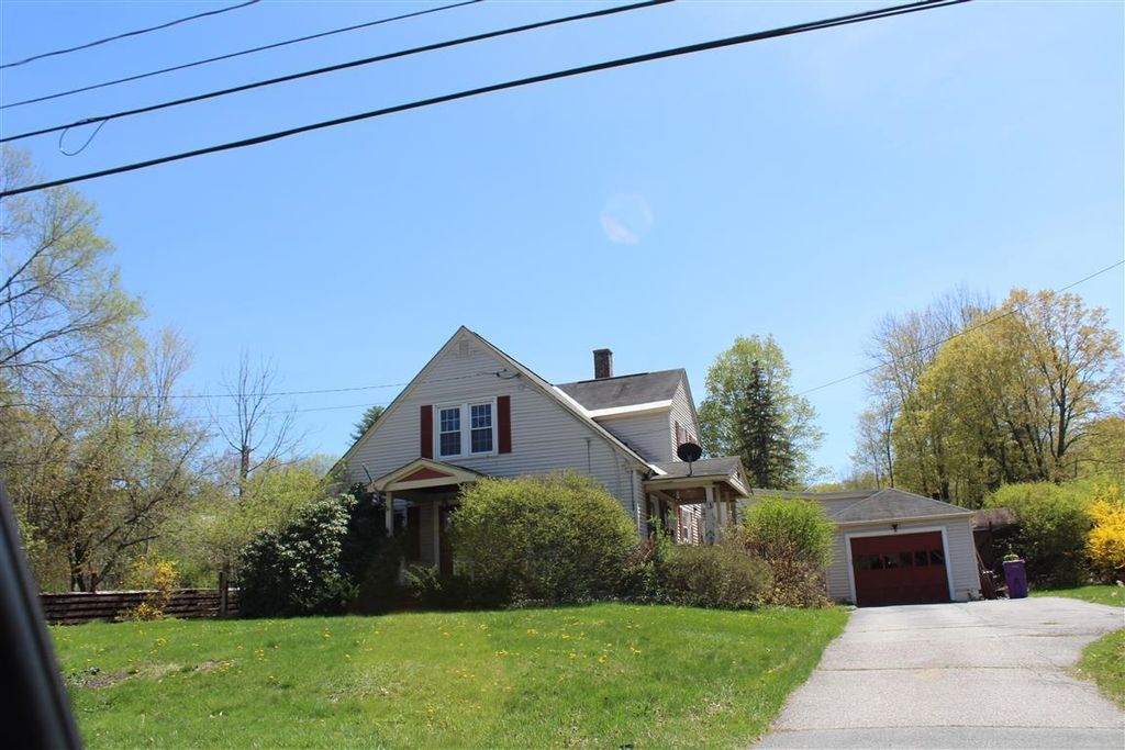 4 Maple Avenue, Claremont, NH 03743