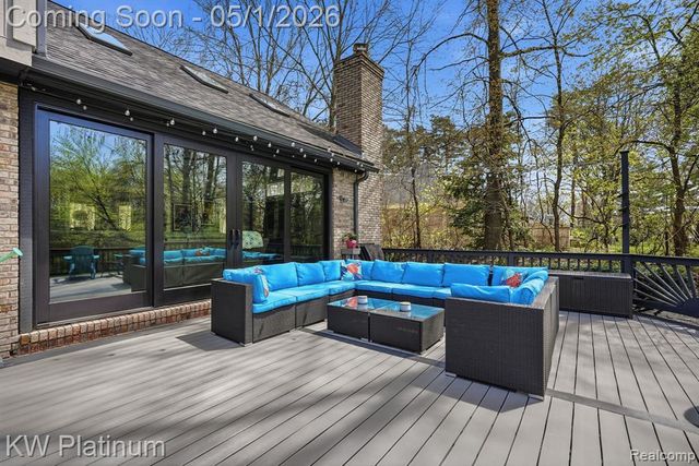 2739 Riverside Drive, Port Huron, MI 48060