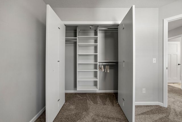 10244 Birchwood Circle, Victoria, MN 55318