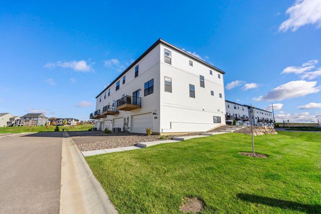 10244 Birchwood Circle, Victoria, MN 55318