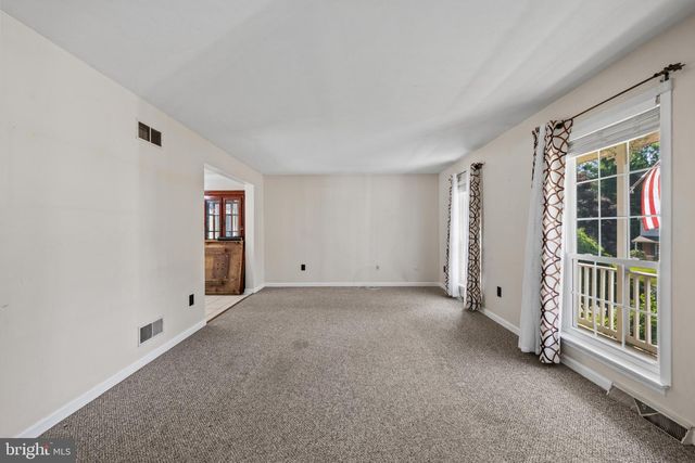 785 WOODSMAN CIR, Hampstead, MD 21074