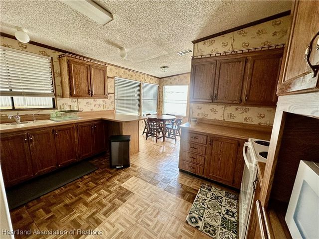 4717 Orange Boulevard, Sebring, FL 33870