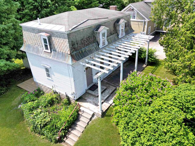 412 Western Avenue, Brattleboro, VT 05301