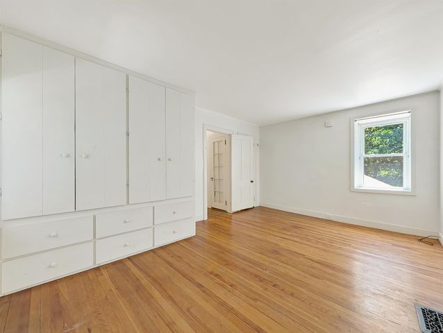 412 Western Avenue, Brattleboro, VT 05301