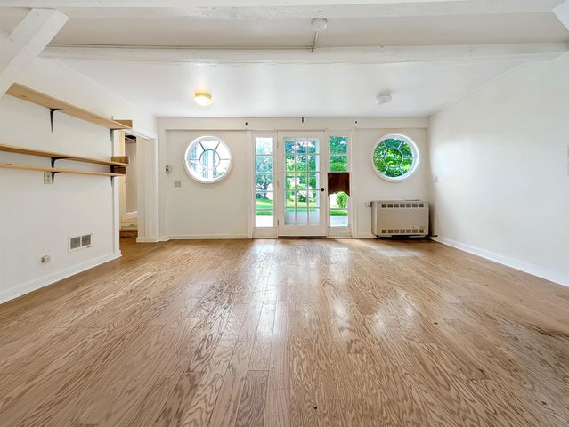 412 Western Avenue, Brattleboro, VT 05301