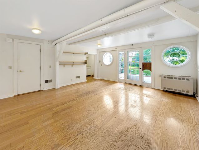 412 Western Avenue, Brattleboro, VT 05301