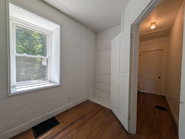 412 Western Avenue, Brattleboro, VT 05301