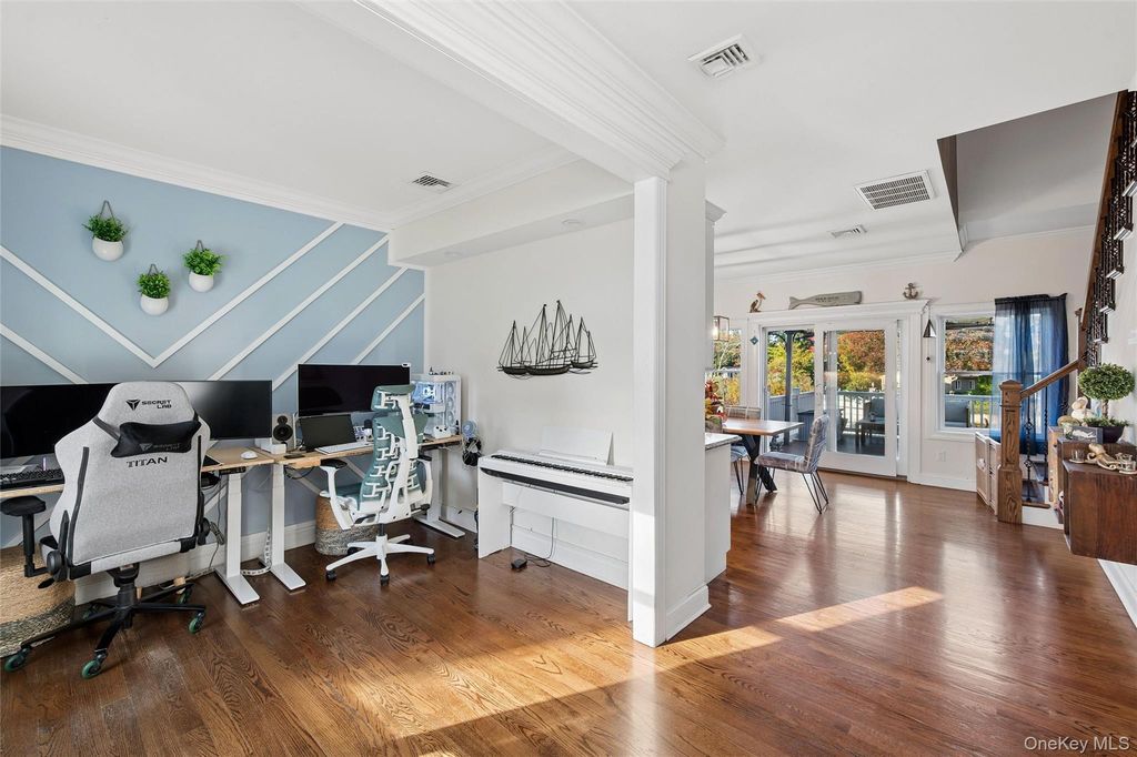 120 Mayhew Avenue, Babylon, NY 11702 — photo 5