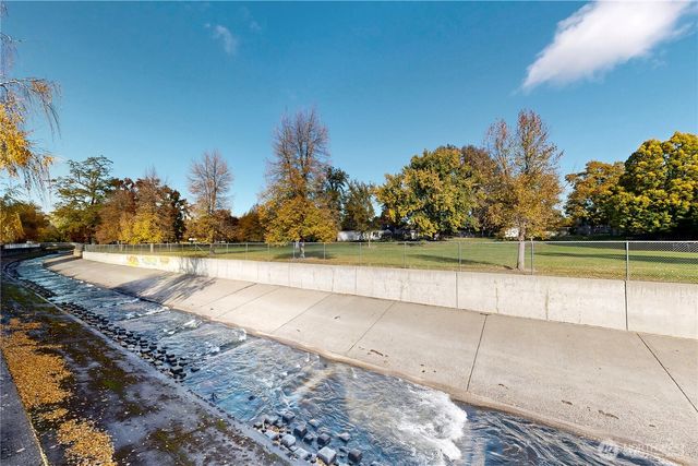 995 Hobson Street, Walla Walla, WA 99362