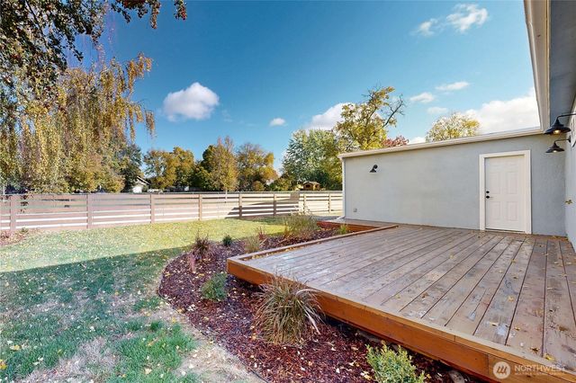 995 Hobson Street, Walla Walla, WA 99362