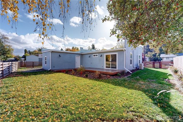 995 Hobson Street, Walla Walla, WA 99362