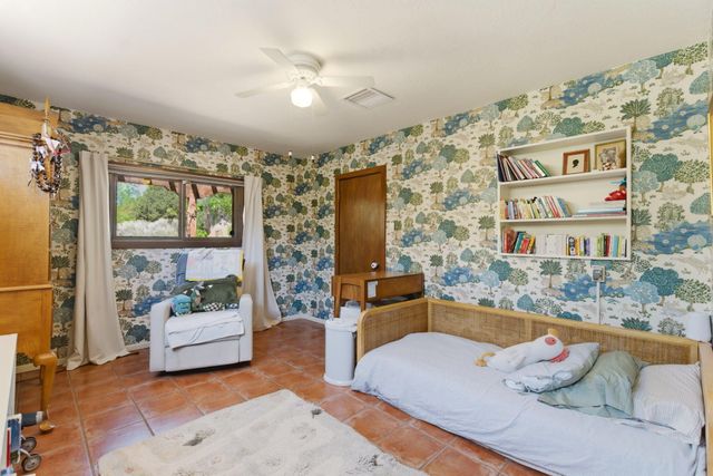 808 Parkland Circle SE, Albuquerque, NM 87108