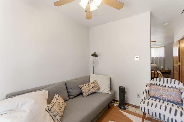 808 Parkland Circle SE, Albuquerque, NM 87108