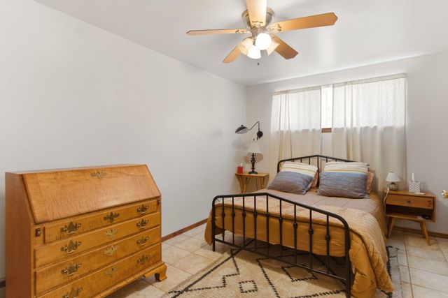 808 Parkland Circle SE, Albuquerque, NM 87108