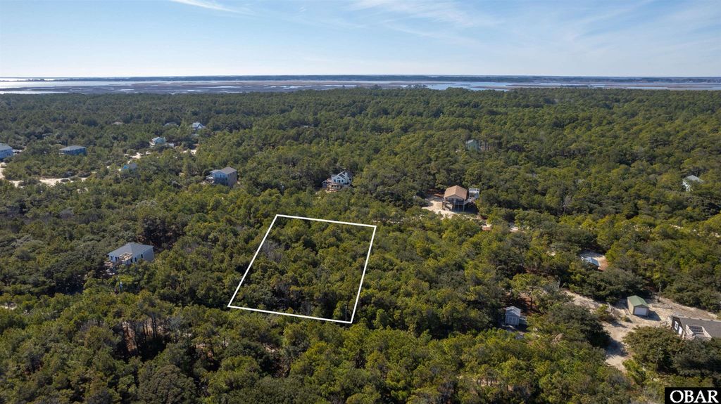 Image 8 of property listing at 2336 Sandpiper Road Lot #7, Corolla, NC 27927