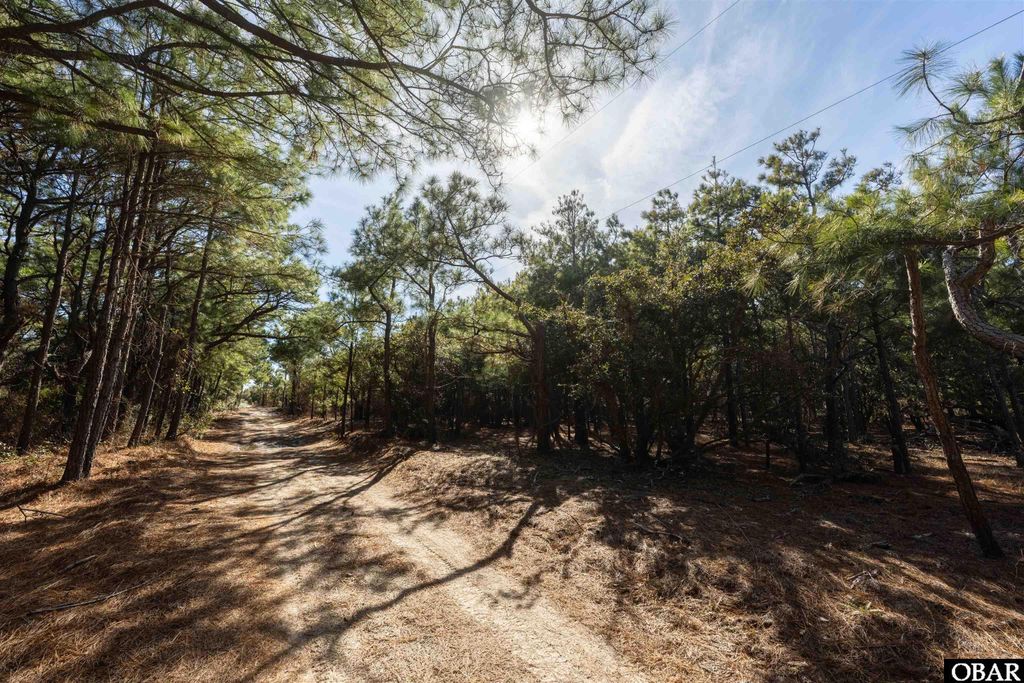 Image 5 of property listing at 2336 Sandpiper Road Lot #7, Corolla, NC 27927