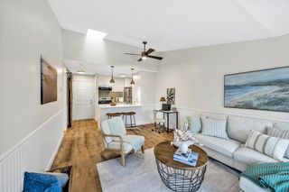 102 Fletcher Ln H, Brewster, MA 02631