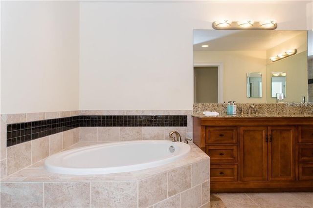 611 RIVIERA DUNES WAY 604, Palmetto, FL 34221