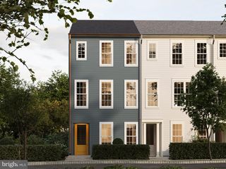 3 GRANARY RD, Carlisle, PA 17015