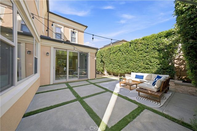73 Cortland, Irvine, CA 92620