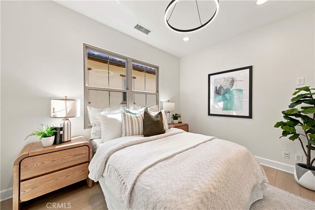 73 Cortland, Irvine, CA 92620