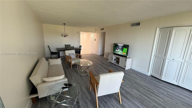 2901 S Palm Aire Dr 408, Pompano Beach, FL 33069