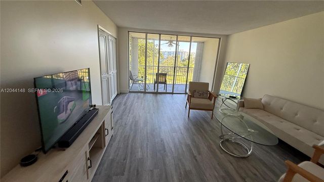 2901 S Palm Aire Dr 408, Pompano Beach, FL 33069